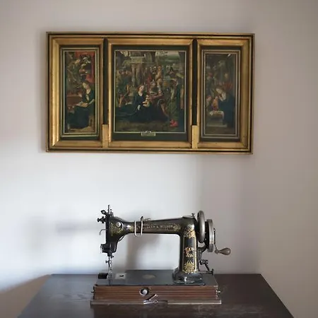 La Casona De Madrigal *