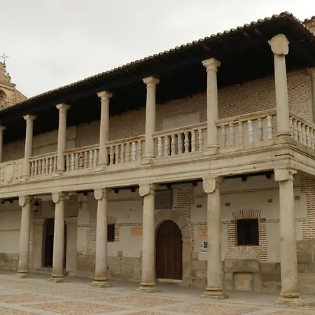 La Casona De Madrigal Madrigal de las Altas Torres